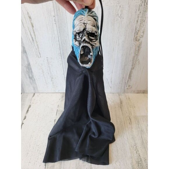vintage ghost zombie man mini hanging prop Halloween scary - Picture 3 of 9